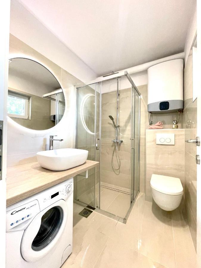 Apartment Vila ** Stinica Luaran gambar